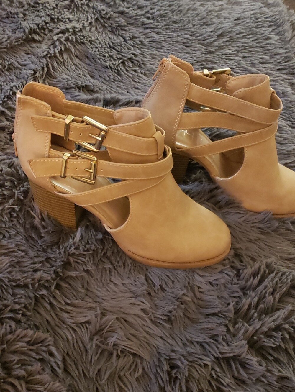 Cutout Buckle Block Heel Ankle Boots in Tan